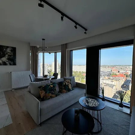 Skydistrict Apartment *